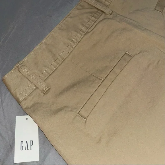 GAP Tan Women's Shorts - Picture 6 of 8